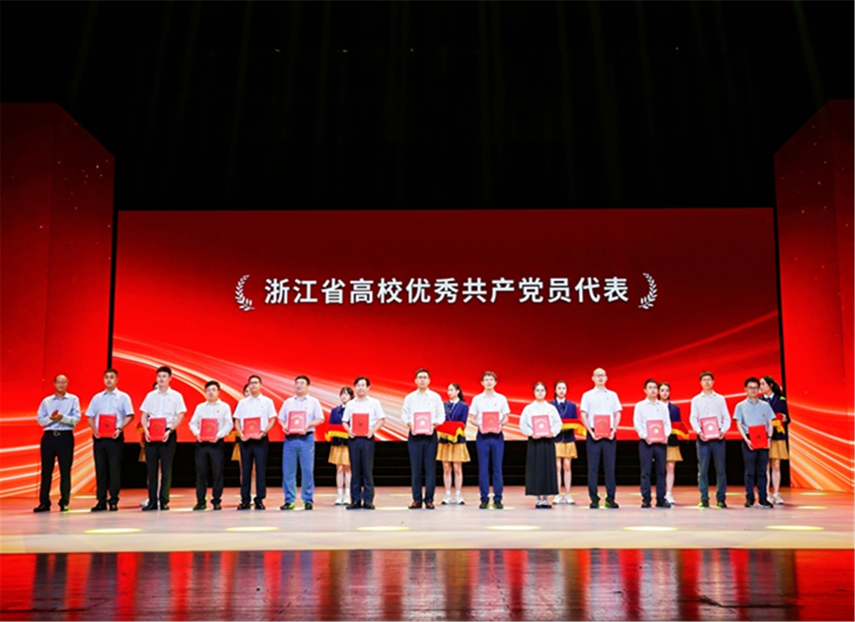 正文2.jpg 正文2.jpg